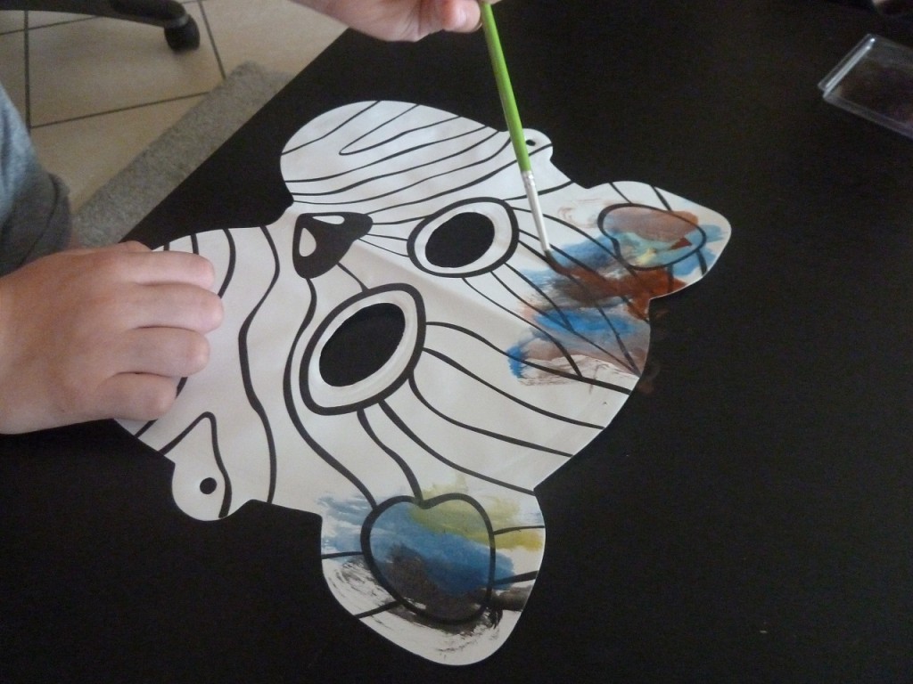 Activité enfants - Masques à peindre et à gonfler - 7
