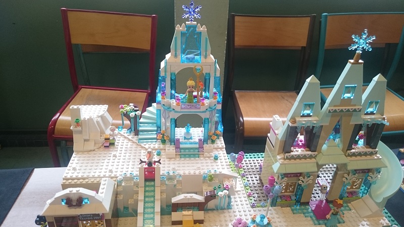 Lego MOC - Création Lego - Disney - Frozen - La Reine des Neiges