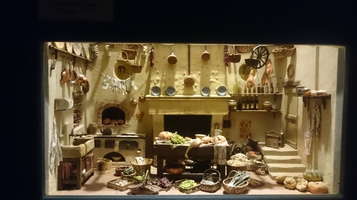 Musée miniature et cinéma de Lyon - Miniature d'une cuisine provençale