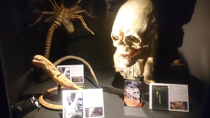 Musée miniature et cinéma de Lyon - Objets divers de la série de films Alien