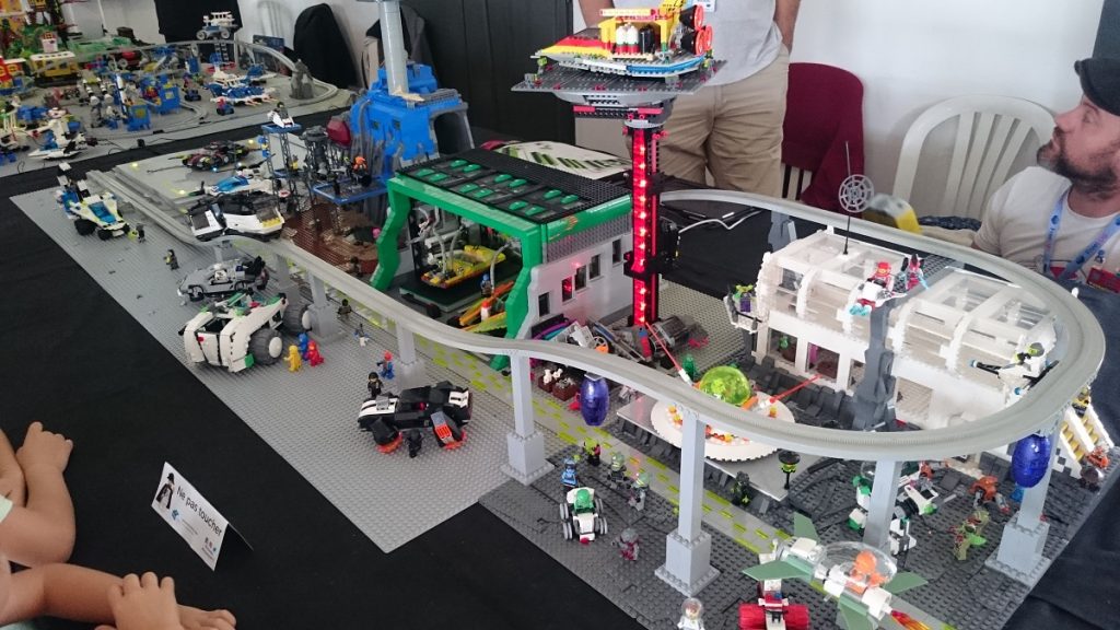 Lego MOC – Exposition Briqu’expo à Lyon - Base spatiale