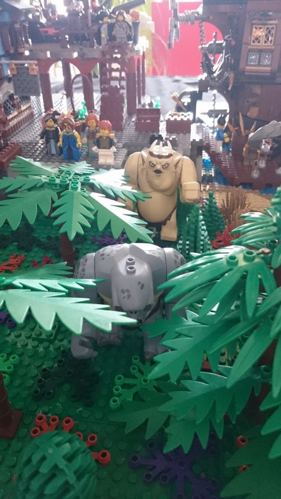 Lego MOC – Exposition Briqu’expo à Lyon - Ogres et trolls du Seigneur des anneaux