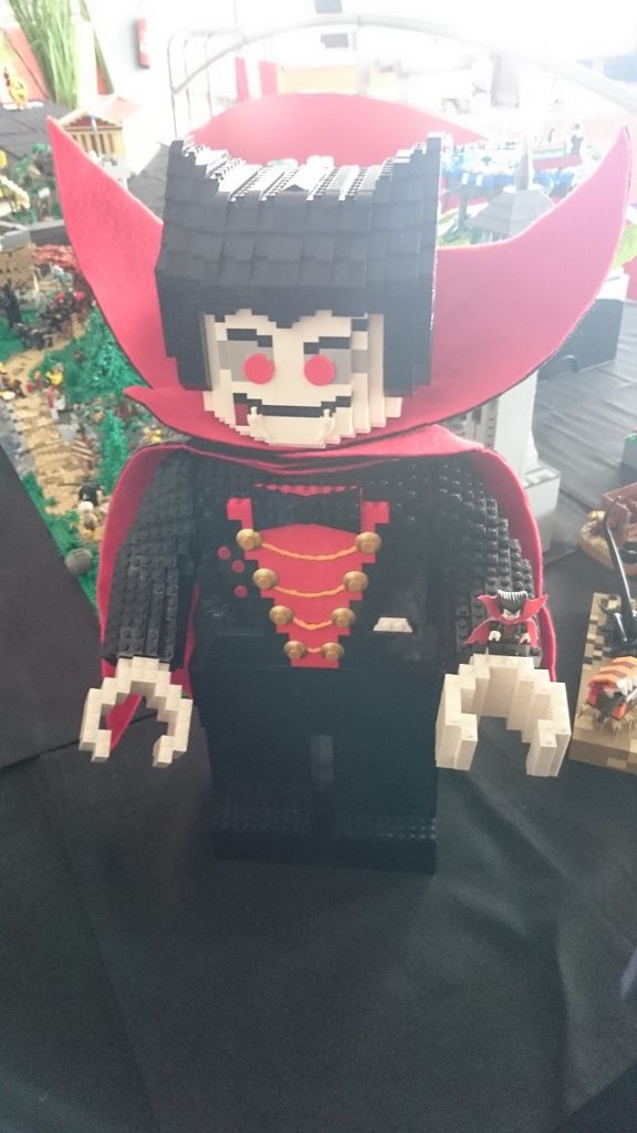 Lego MOC – Exposition Briqu’expo à Lyon - Vampire géant