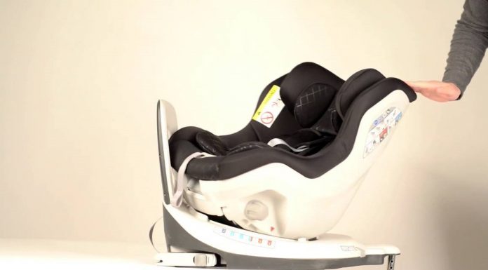 Comment choisir son siège auto pivotant : conseils et astuces