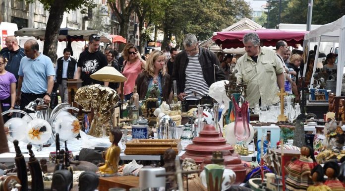 Comment bien profiter et trouver les vide-greniers près de chez soi