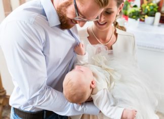 Comment choisir une tenue de baptême pour bébé ou enfant