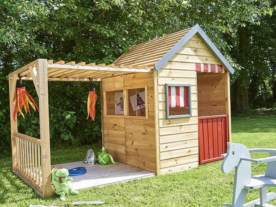 Faire une cabane d'enfants à partir d'un abri de jardin