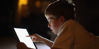 Protéger les enfants des dangers d'Internet