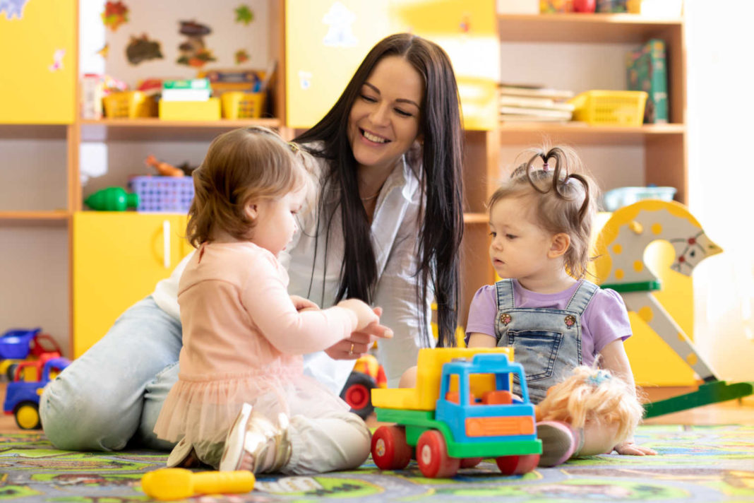 Conseils pour trouver des jobs de babysitter