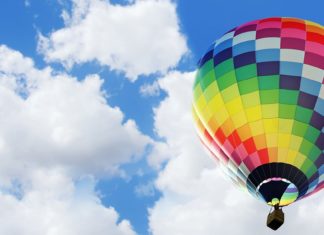 tout savoir sur un vol montgolfiere en Auvergne au-dessus des volcans