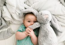 Quels types de vêtements acheter pour ton bébé