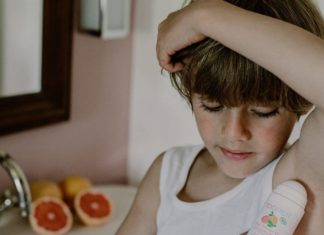 Comment et pourquoi choisir un déodorant sain pour enfant