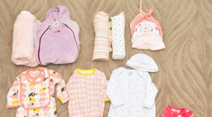 Conseils liste de vêtements bébé de base