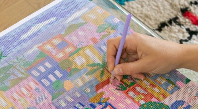 Activité broderie diamant